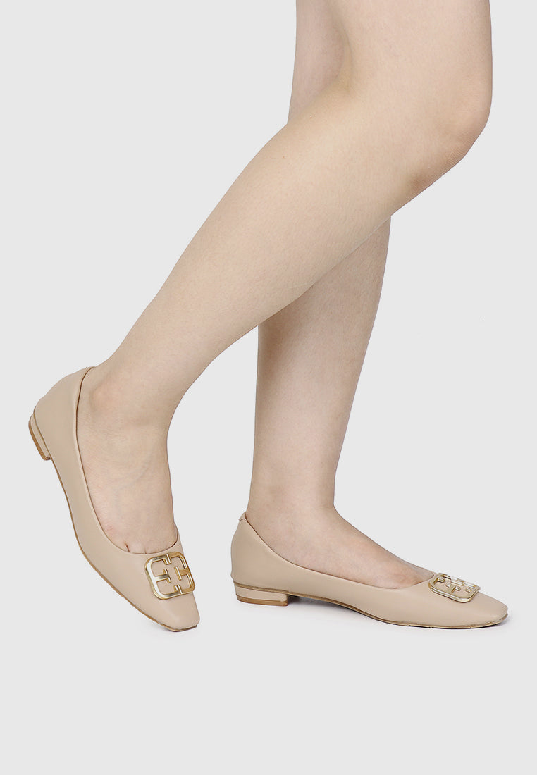 Jacqueline Microfiber Leather Flats & Ballerina In Almond