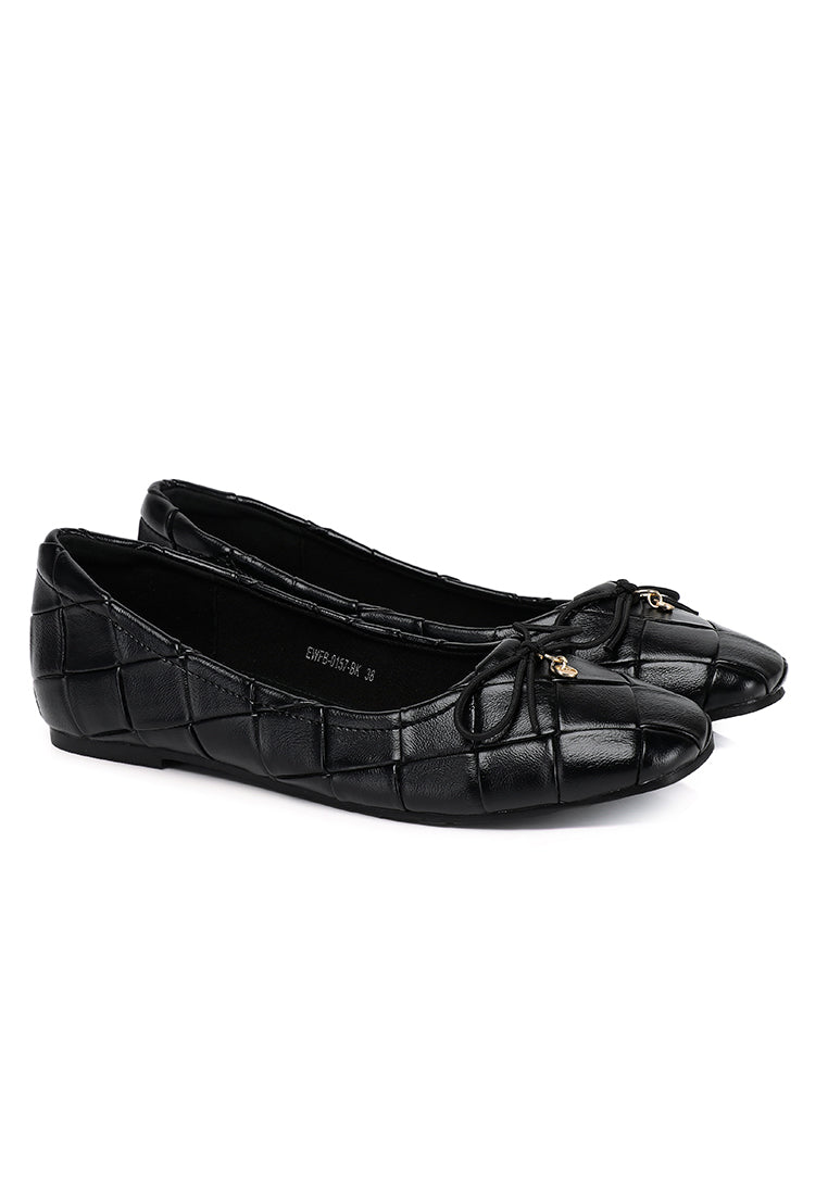 Romy Embossed-Pattern Slip-on Ballerinas In Black