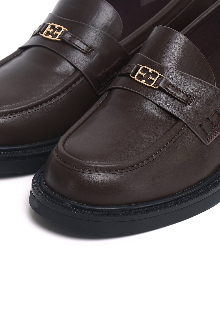 Sabine Microfiber Leather Loafers In Coffee