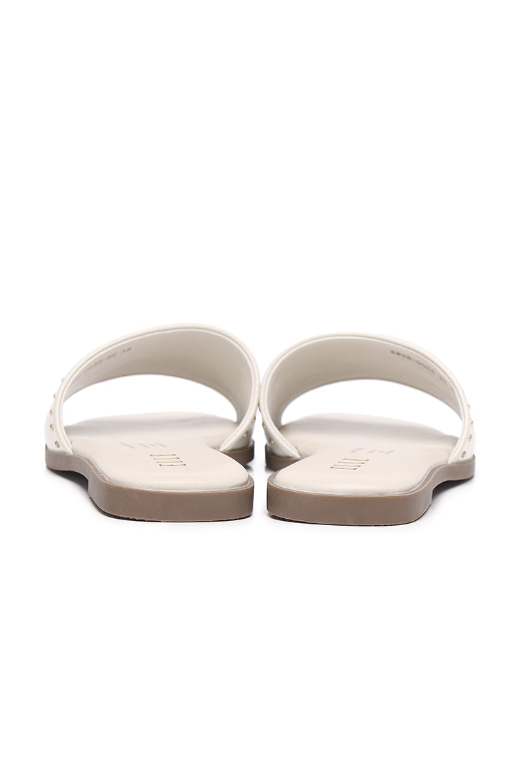 Therese Slip-on Sandals In Beige