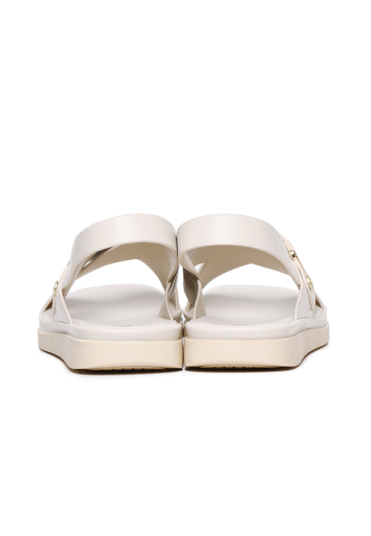 Cleore Sandals In Beige