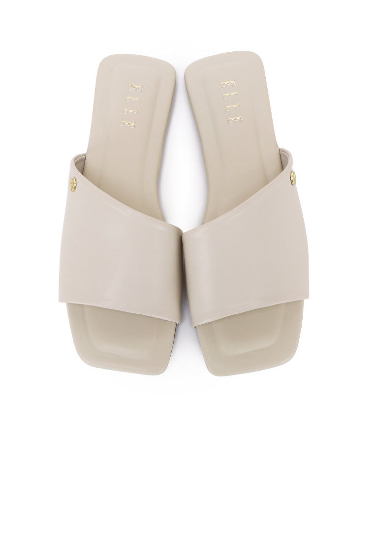 Claire Sandals In Beige