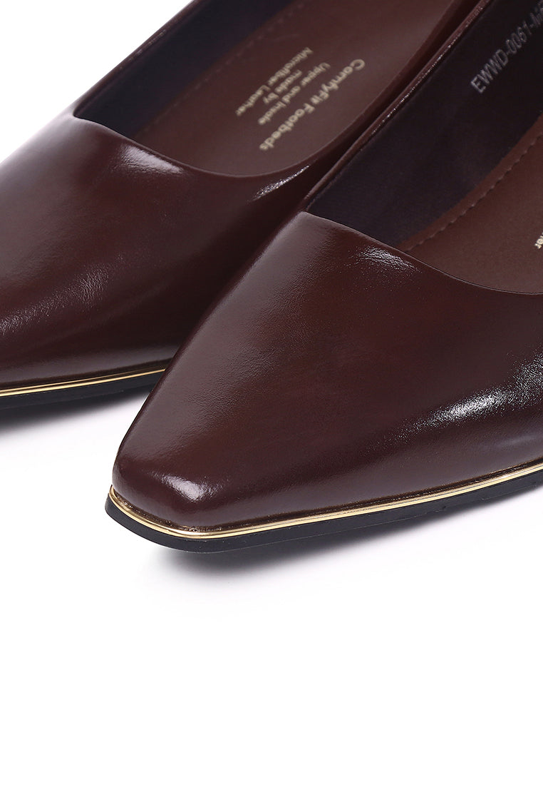 Edith Microfiber Leather Wedges In Maroon